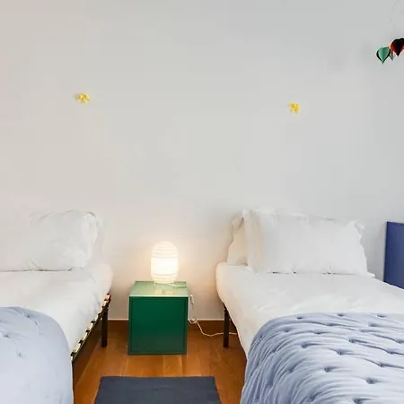 Daire Charming 2 Bedroom In Belem *