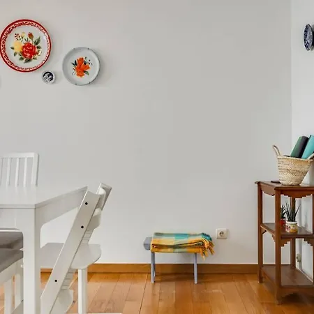 Charming 2 Bedroom In Belem